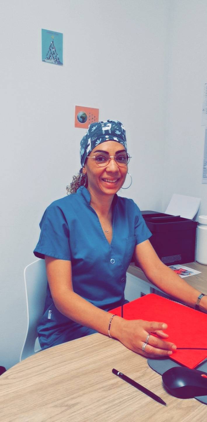 Rébecca, Assistante en chirurgie dentaire qualifiée du Dr KAPPES